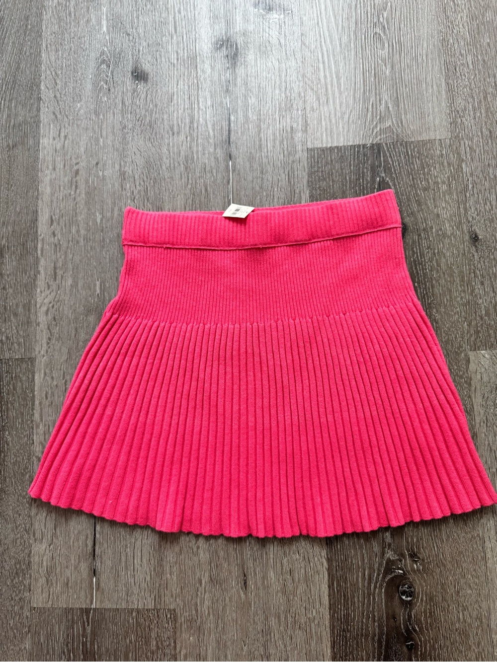 Aerie NWT Bright Pink Ribbed Knit Mini Skater Skirt Women’s Size Smal